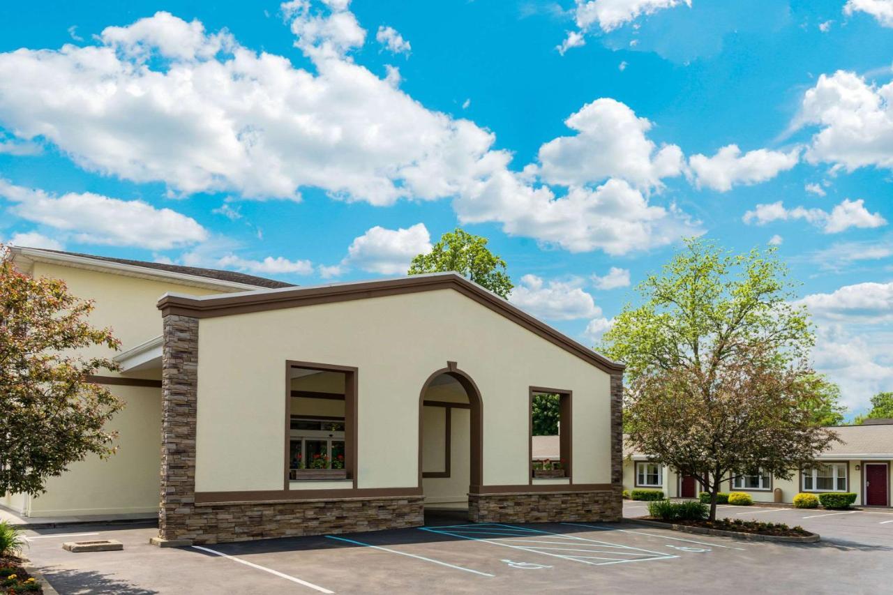 Rodeway Inn Poughkeepsie Zewnętrze zdjęcie