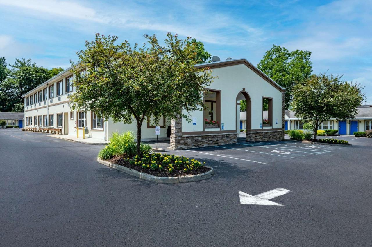 Rodeway Inn Poughkeepsie Zewnętrze zdjęcie