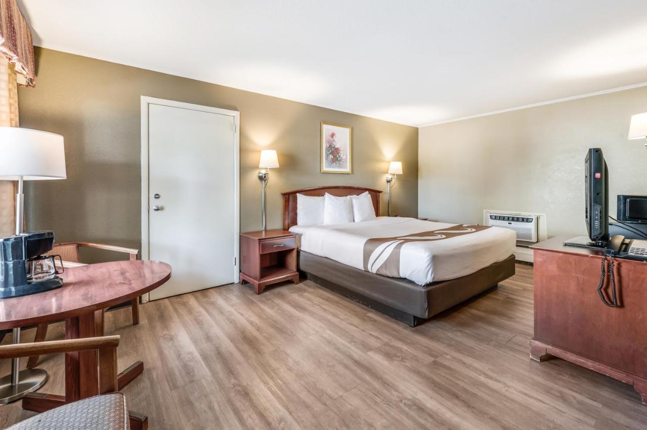 Rodeway Inn Poughkeepsie Zewnętrze zdjęcie