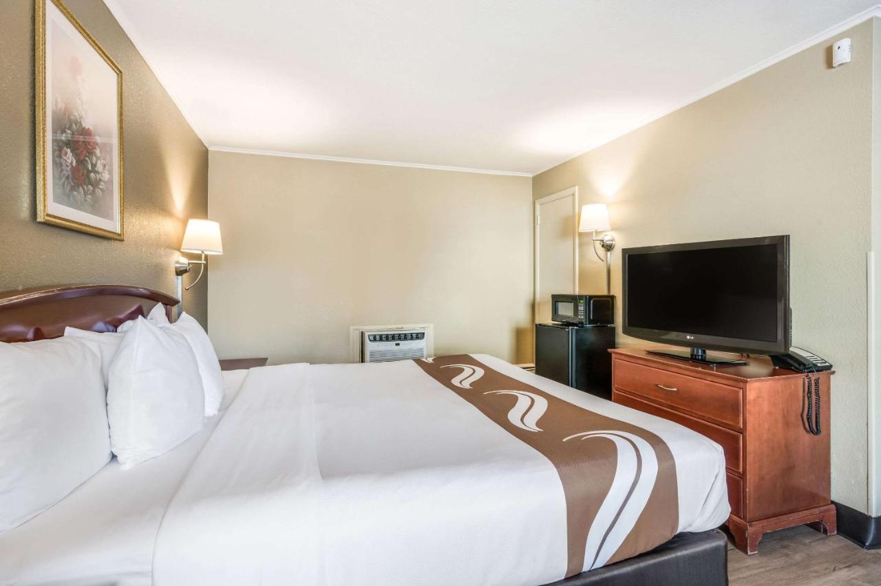Rodeway Inn Poughkeepsie Zewnętrze zdjęcie